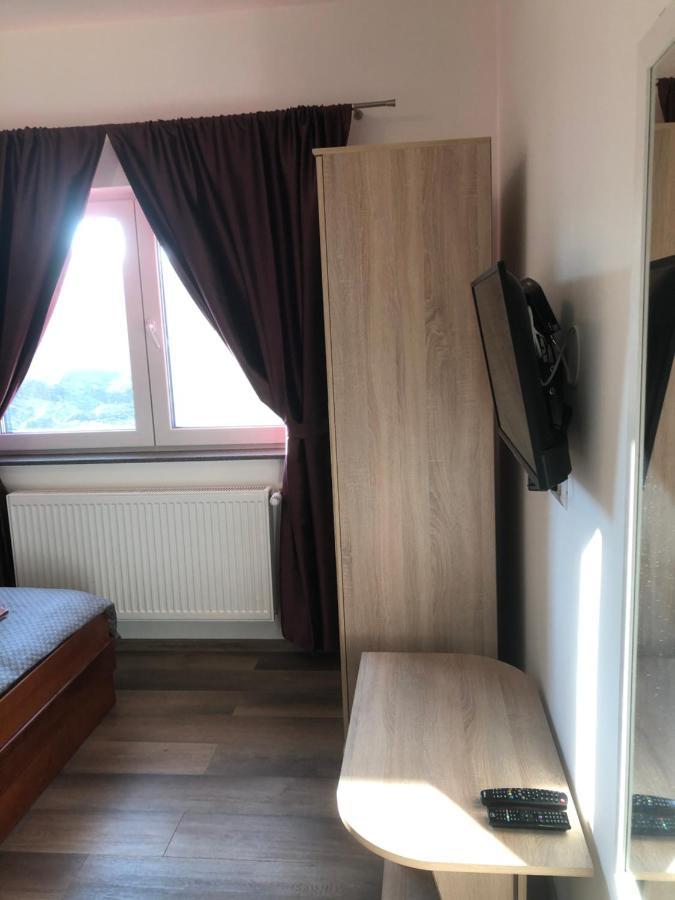 Pensiunea Giulia Home Dezmir 外观 照片